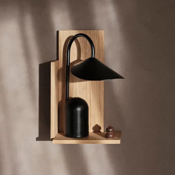 Arum Portabel Bordslampa