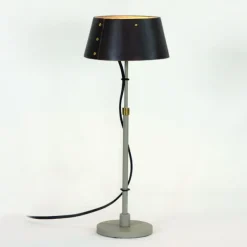 Karl 925 Bordslampa Läder Låg