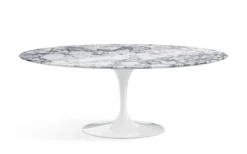 Saarinen Matbord Ovalt