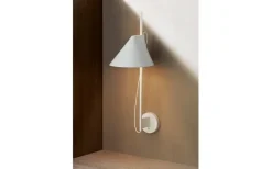 Yuh Vägglampa
